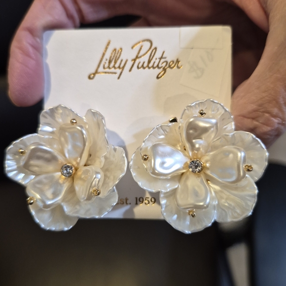 Lilly Pulitzer Cream Floral Earrings - Picture 2 of 3